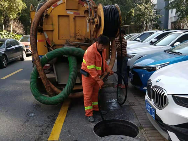 新丰排污管道清淤